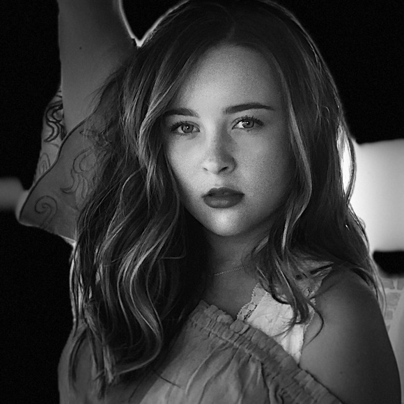 Meet your Posher, Grace - Picture 1 of 1